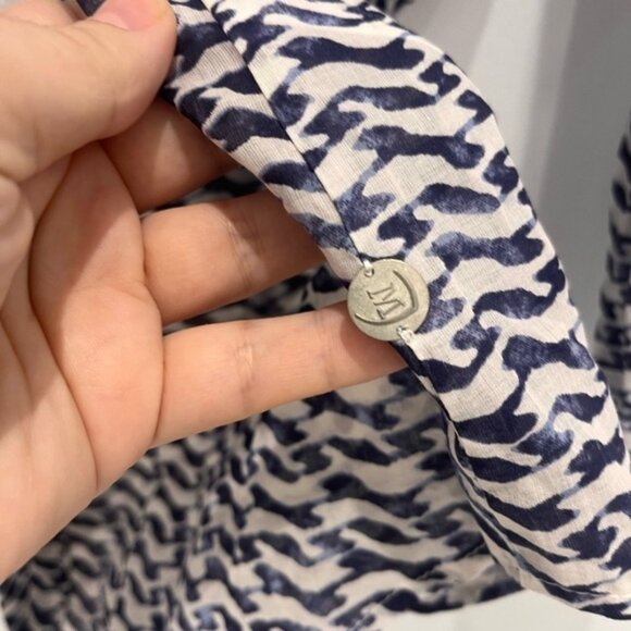 𝅺MILANO Italian oversize  long sleeve flowy white and bleu size 46 - Picture 4 of 9